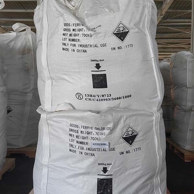 70 KG / BAG เหล็กเคลอริด 96% Min FeCL3 แข็งแรง ISO 45001 7705-08-0